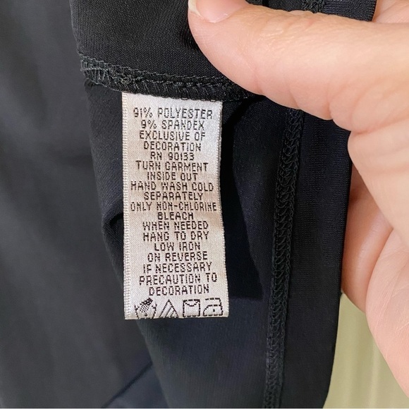 Bob Mackie Square Neck Embroidered Sleeveless Blouse Art to Wear Sz Medium - Picture 5 of 8